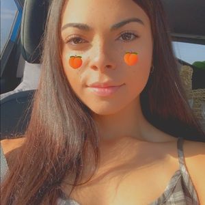 Meet your Posher, Arianna